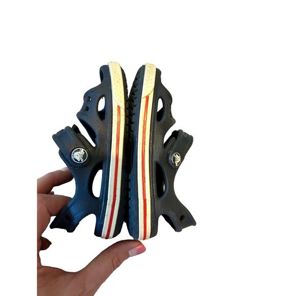Kids Crocs Navy Blue With Red Sandals-‎ Size 6- Straps - Picture 7 of 11